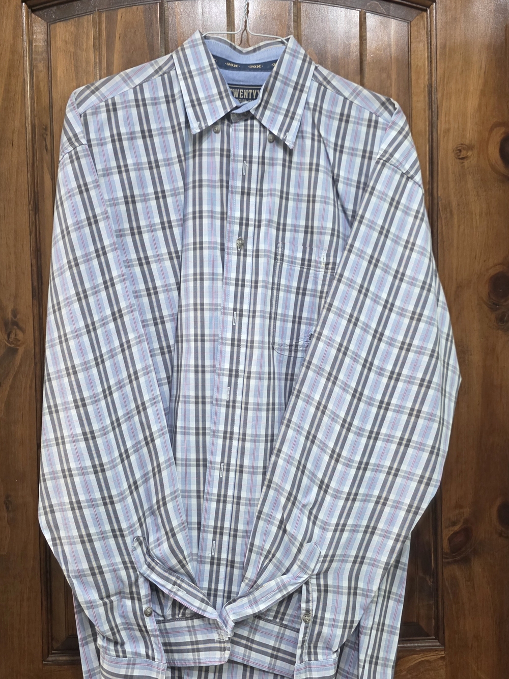 Wrangler 20x Light Blue, White and Gray Plaid Button-Down Shirt